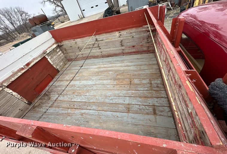 image for item NJ9397 1948 Ford F-5 grain truck