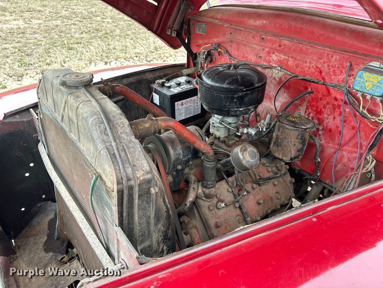 image for item NJ9397 1948 Ford F-5 grain truck