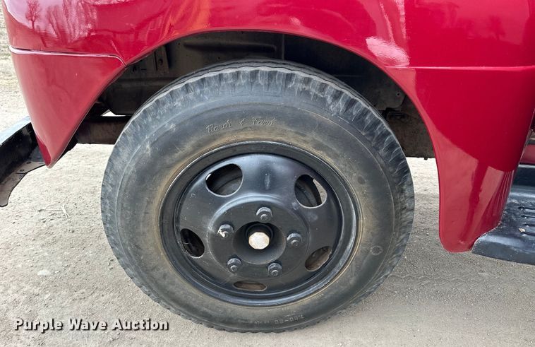 image for item NJ9397 1948 Ford F-5 grain truck