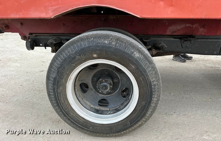 image for item NJ9397 1948 Ford F-5 grain truck