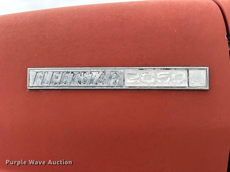 image for item NJ9399 1975 International Fleetstar 2050A semi truck