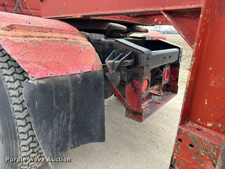 image for item NJ9399 1975 International Fleetstar 2050A semi truck