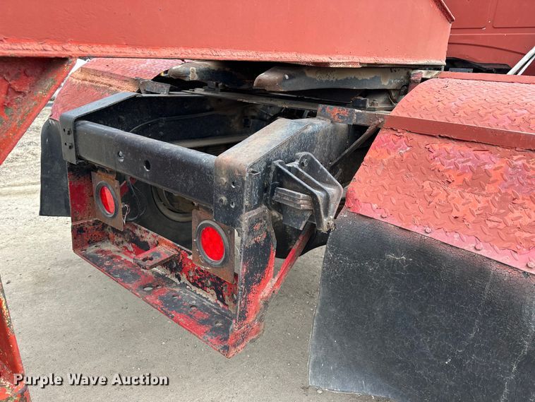 image for item NJ9399 1975 International Fleetstar 2050A semi truck