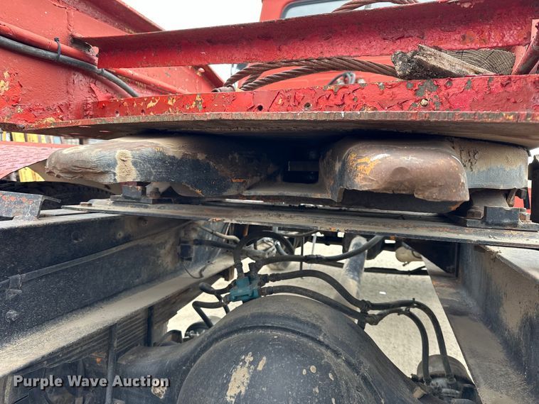 image for item NJ9399 1975 International Fleetstar 2050A semi truck