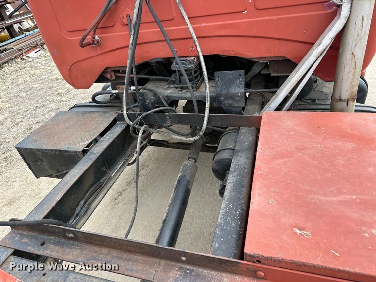 image for item NJ9399 1975 International Fleetstar 2050A semi truck