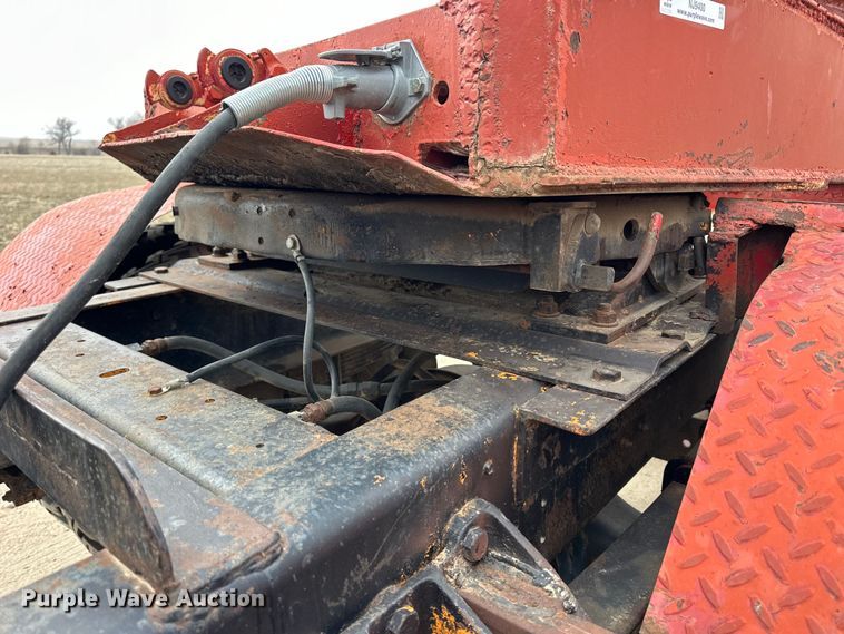 image for item NJ9399 1975 International Fleetstar 2050A semi truck