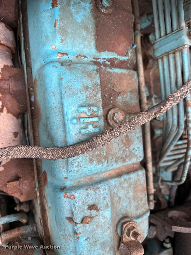 image for item NJ9399 1975 International Fleetstar 2050A semi truck