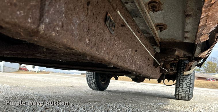 image for item NJ9517 1994 Chevrolet K1500 Ext. Cab pickup truck