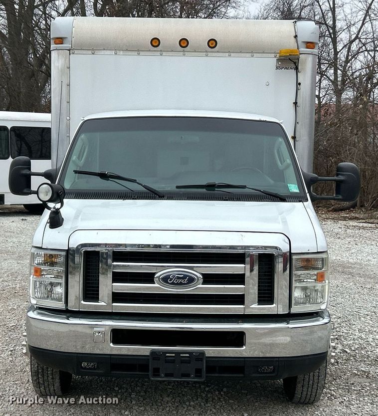image for item NJ9527 2009 Ford E450 Super Duty box truck