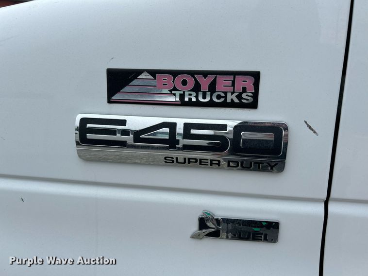 image for item NJ9527 2009 Ford E450 Super Duty box truck
