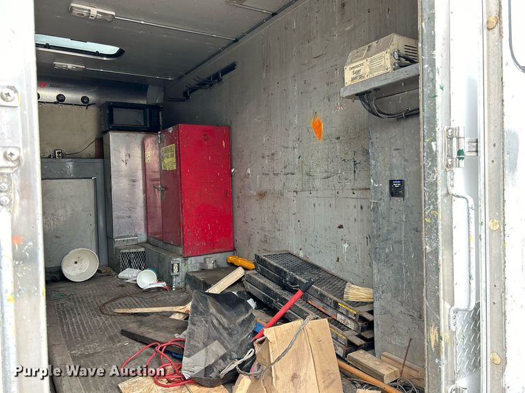 image for item NJ9527 2009 Ford E450 Super Duty box truck