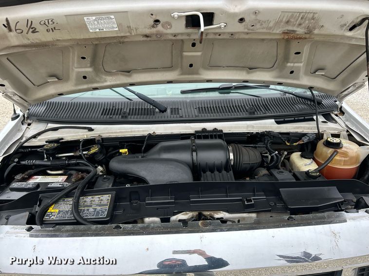 image for item NJ9527 2009 Ford E450 Super Duty box truck