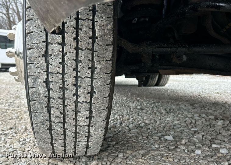 image for item NJ9527 2009 Ford E450 Super Duty box truck