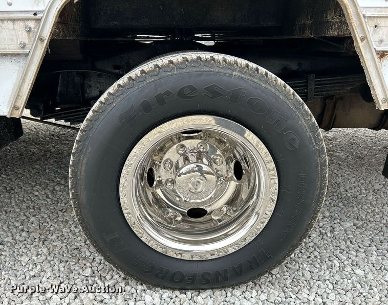 image for item NJ9527 2009 Ford E450 Super Duty box truck