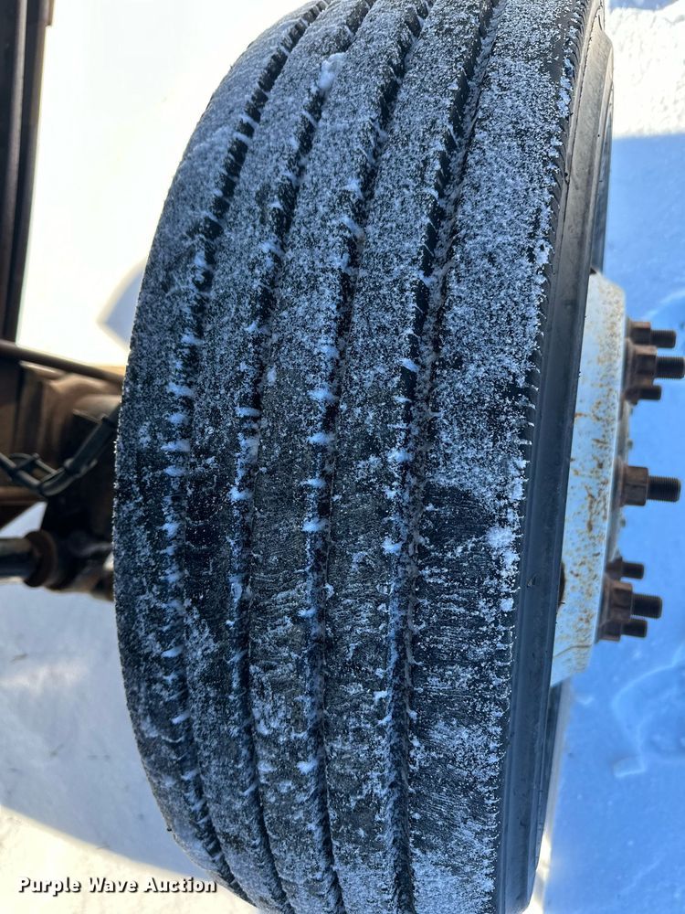 image for item NL9348 2006 Chevrolet C4500 flatbed truck