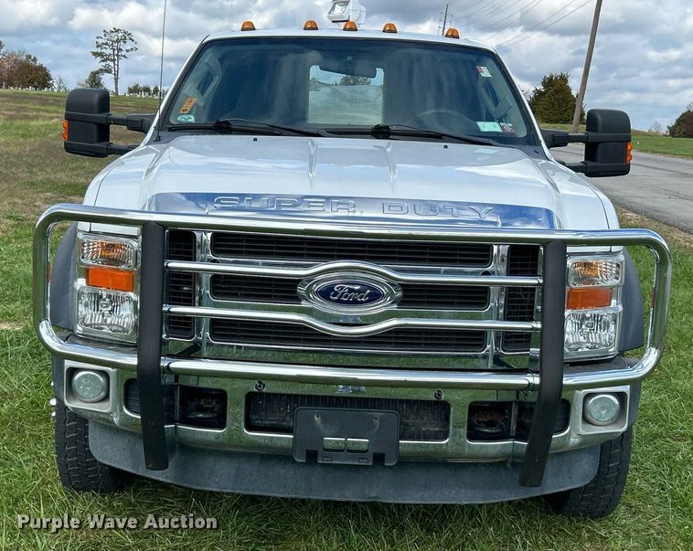 image for item NR9307 2009 Ford F450 Super Duty XLT truck cab and chassis