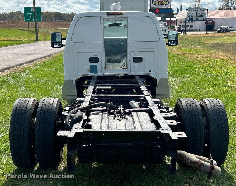 image for item NR9307 2009 Ford F450 Super Duty XLT truck cab and chassis