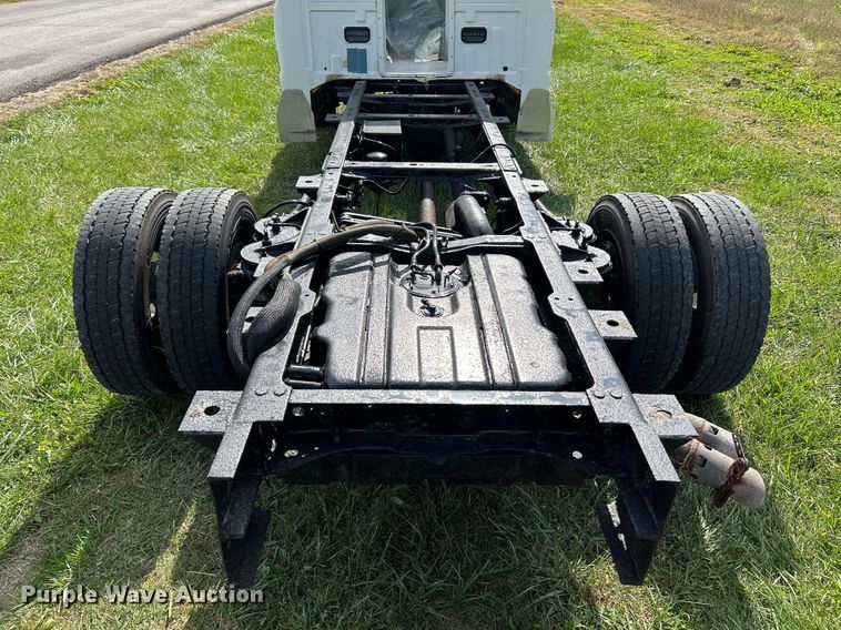 image for item NR9307 2009 Ford F450 Super Duty XLT truck cab and chassis