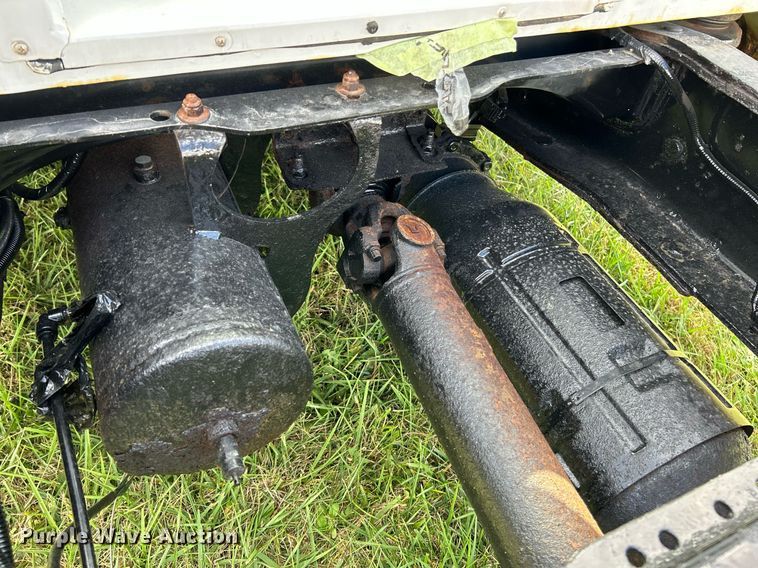 image for item NR9307 2009 Ford F450 Super Duty XLT truck cab and chassis