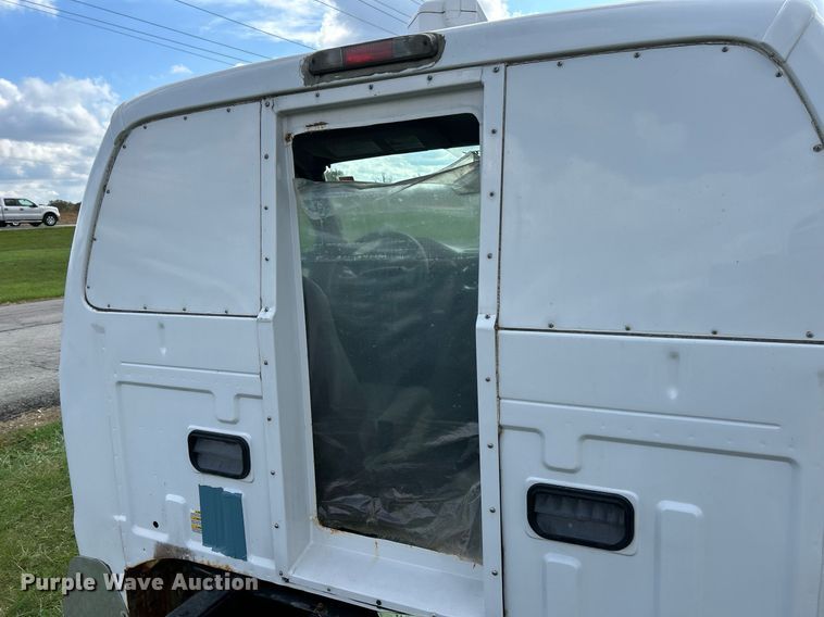 image for item NR9307 2009 Ford F450 Super Duty XLT truck cab and chassis