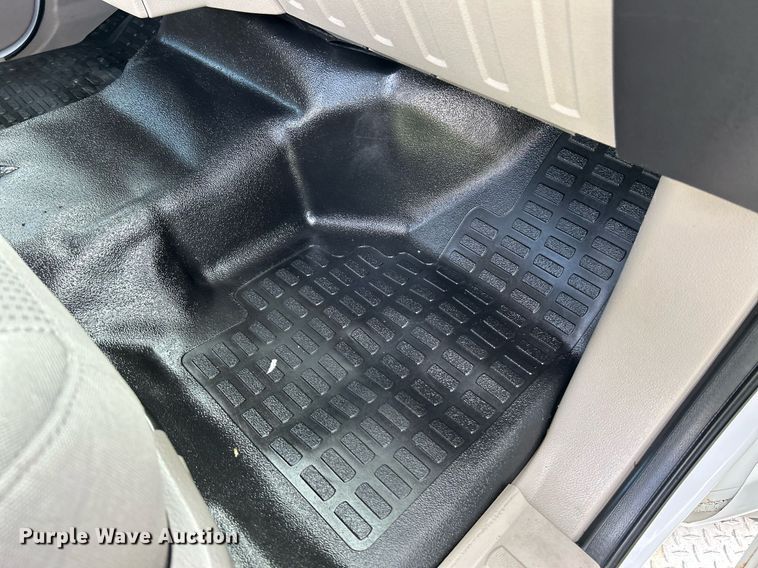 image for item NR9307 2009 Ford F450 Super Duty XLT truck cab and chassis