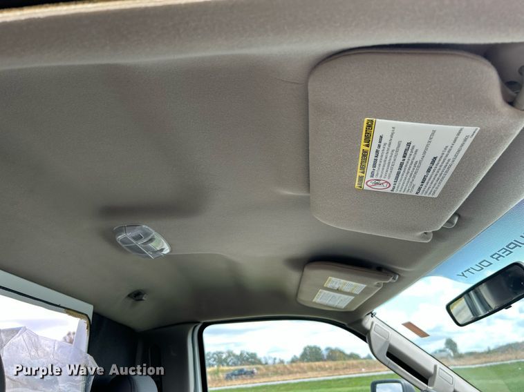 image for item NR9307 2009 Ford F450 Super Duty XLT truck cab and chassis