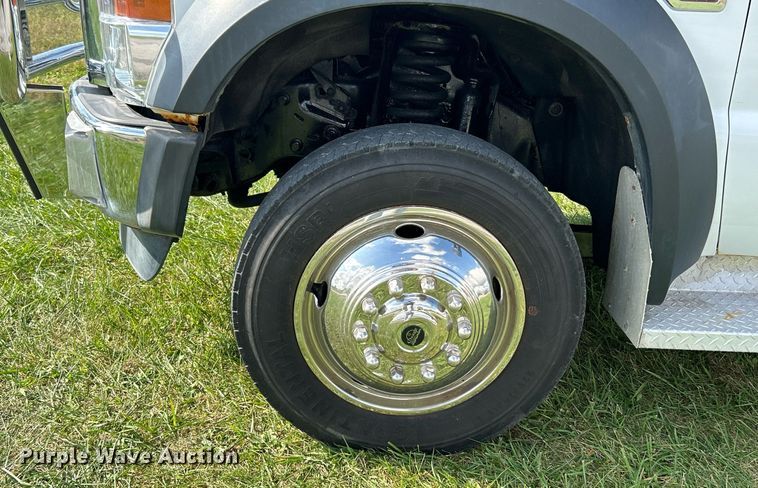 image for item NR9307 2009 Ford F450 Super Duty XLT truck cab and chassis