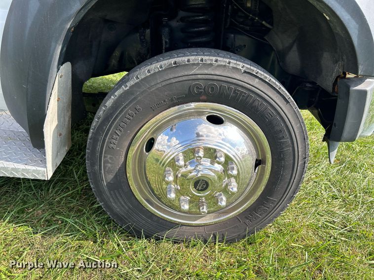 image for item NR9307 2009 Ford F450 Super Duty XLT truck cab and chassis