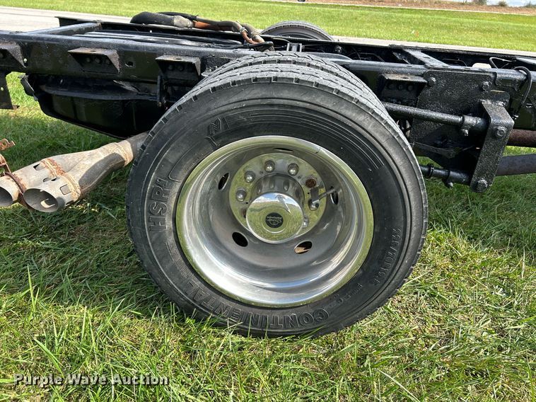 image for item NR9307 2009 Ford F450 Super Duty XLT truck cab and chassis