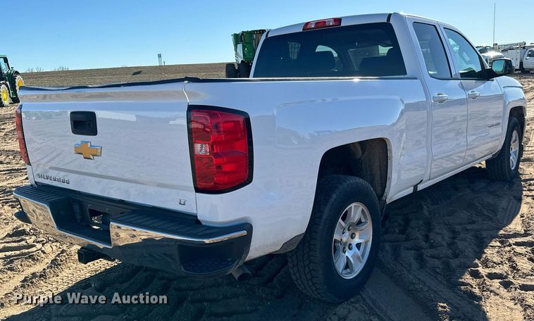 image for item NU9328 2018 Chevrolet Silverado 1500 Double Cab pickup truck