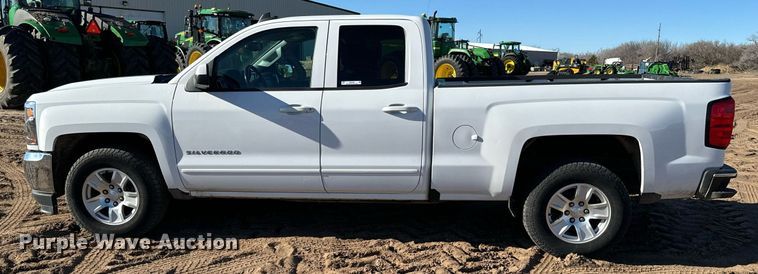 image for item NU9328 2018 Chevrolet Silverado 1500 Double Cab pickup truck