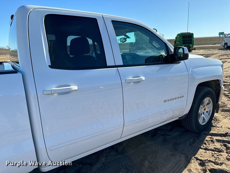 image for item NU9328 2018 Chevrolet Silverado 1500 Double Cab pickup truck