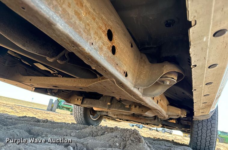 image for item NU9328 2018 Chevrolet Silverado 1500 Double Cab pickup truck