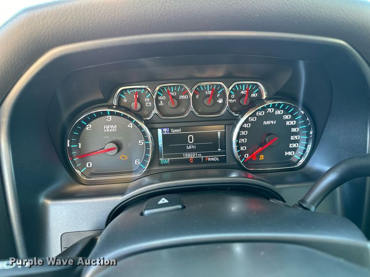 image for item NU9328 2018 Chevrolet Silverado 1500 Double Cab pickup truck