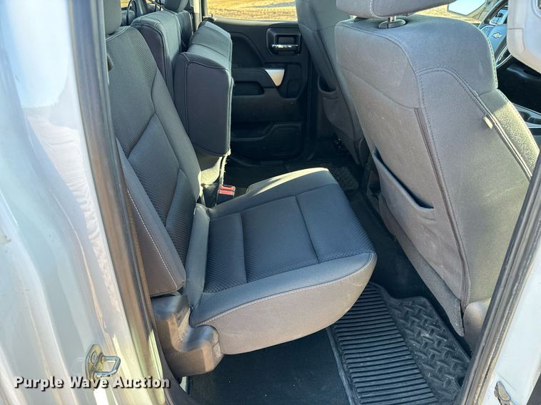 image for item NU9328 2018 Chevrolet Silverado 1500 Double Cab pickup truck