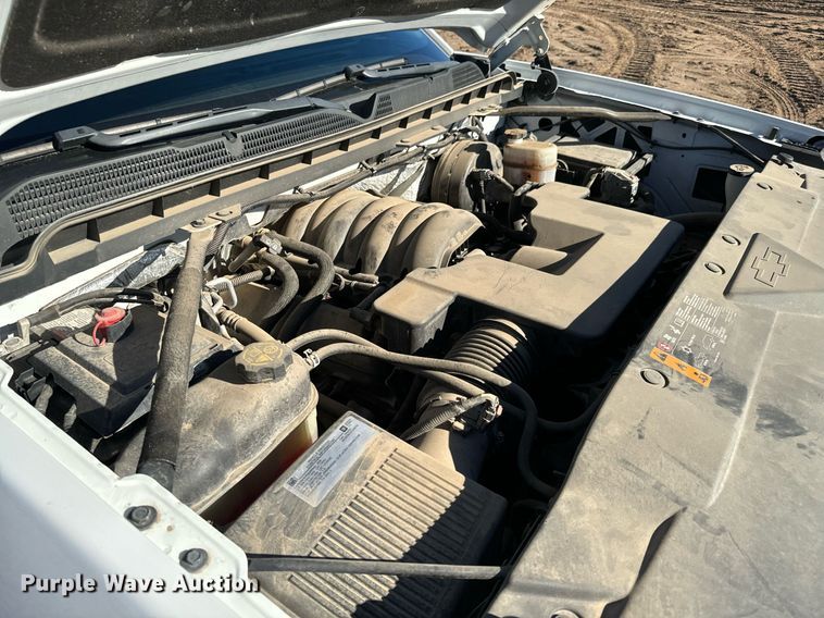 image for item NU9328 2018 Chevrolet Silverado 1500 Double Cab pickup truck