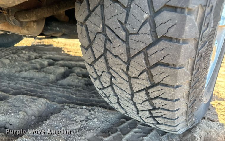 image for item NU9328 2018 Chevrolet Silverado 1500 Double Cab pickup truck