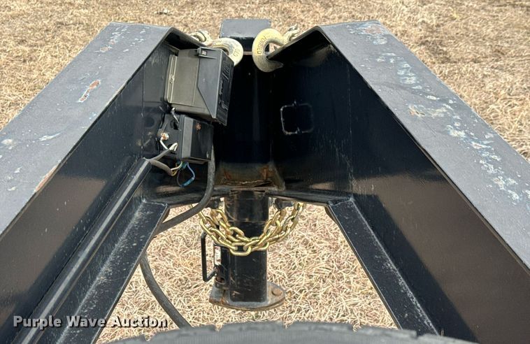 image for item NU9426 2015 PJ FD402 equipment trailer