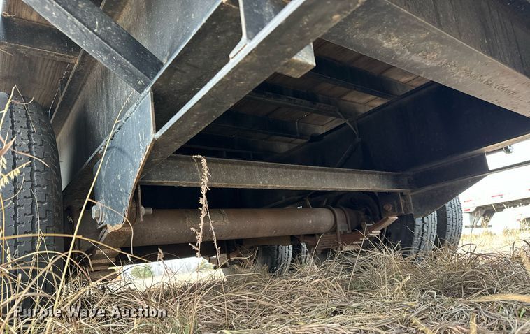 image for item NU9426 2015 PJ FD402 equipment trailer