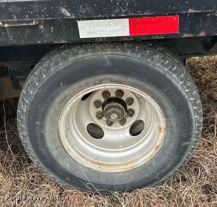 image for item NU9426 2015 PJ FD402 equipment trailer