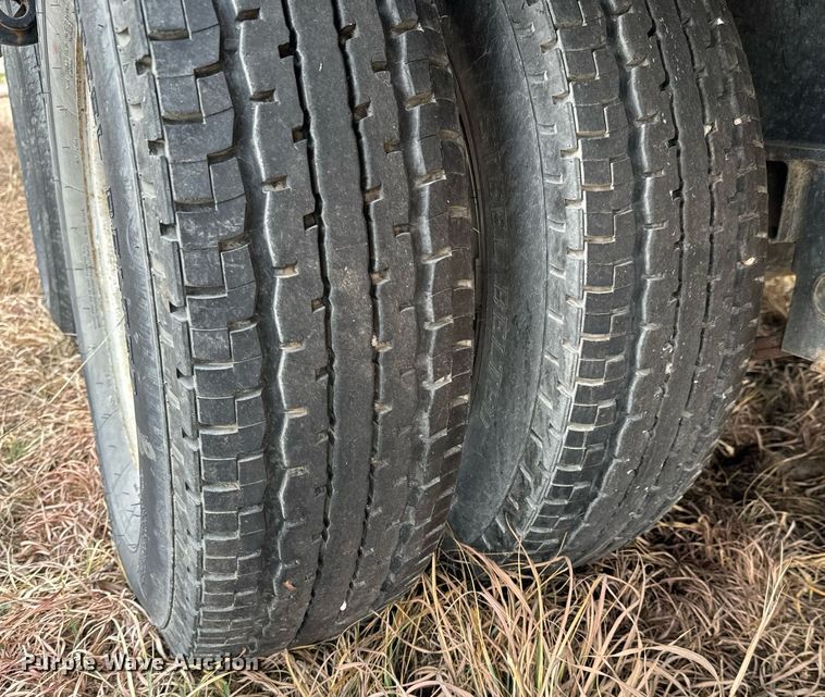 image for item NU9426 2015 PJ FD402 equipment trailer