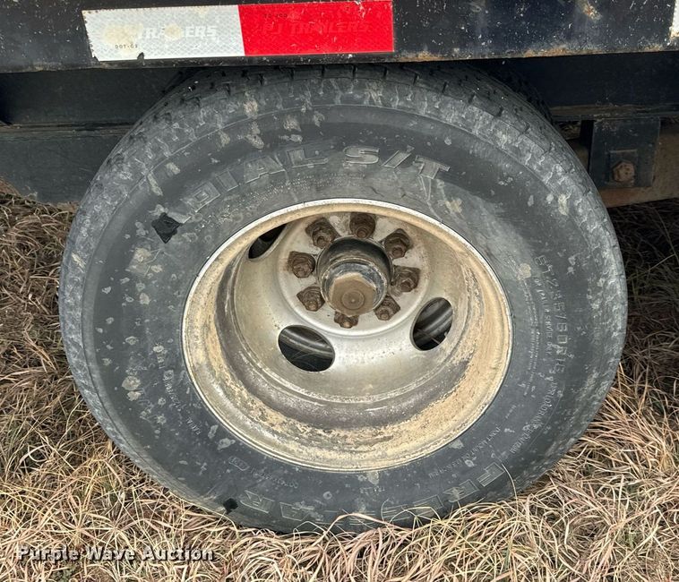 image for item NU9426 2015 PJ FD402 equipment trailer