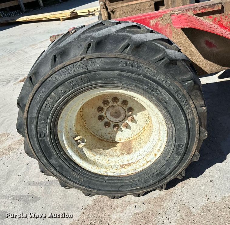 image for item NU9457 2001 Moffett  M5000 forklift