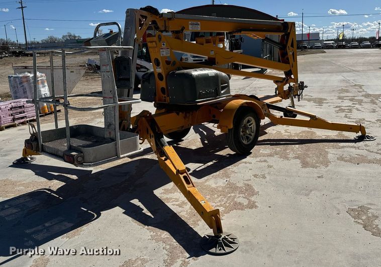 image for item NU9458 2014 Haulotte 4527A boom lift