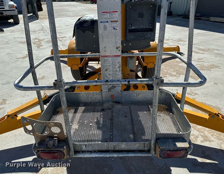 image for item NU9458 2014 Haulotte 4527A boom lift