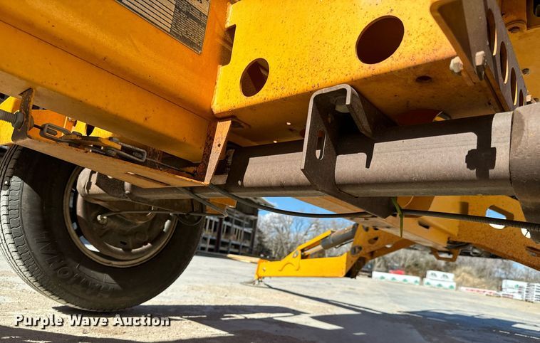 image for item NU9458 2014 Haulotte 4527A boom lift