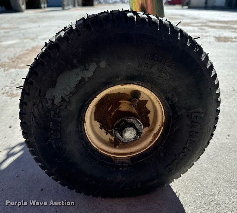 image for item NU9458 2014 Haulotte 4527A boom lift