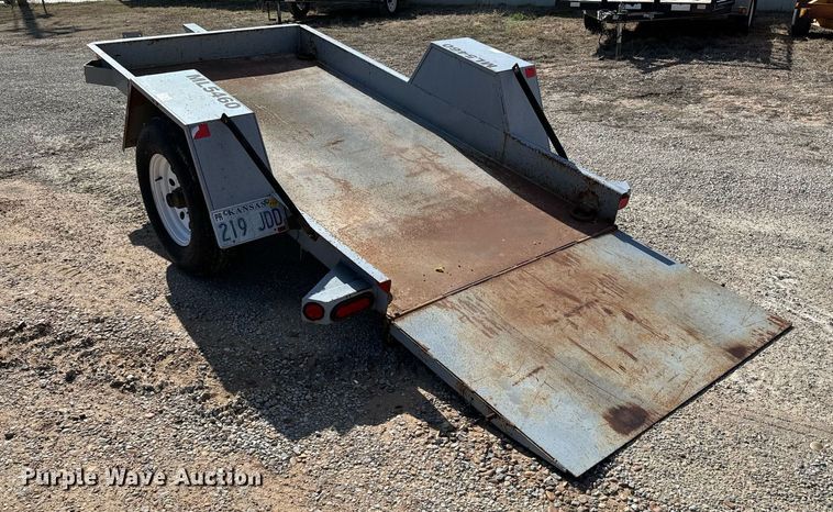 image for item NU9459 2012 Redi Haul ML5460E tilt deck utility trailer