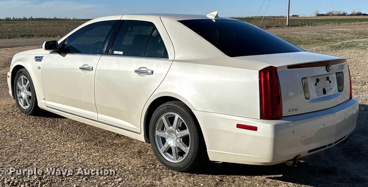 image for item NU9473 2010 Cadillac  STS 