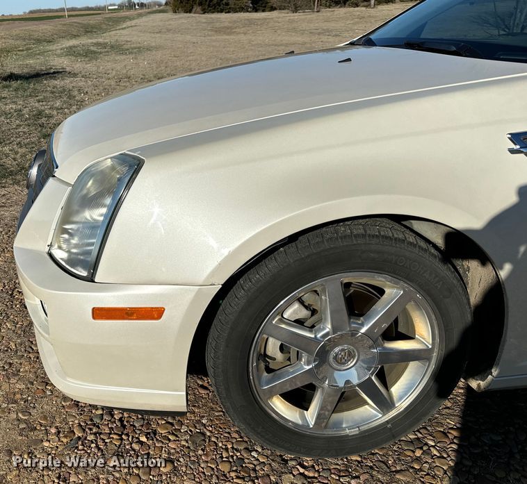 image for item NU9473 2010 Cadillac  STS 